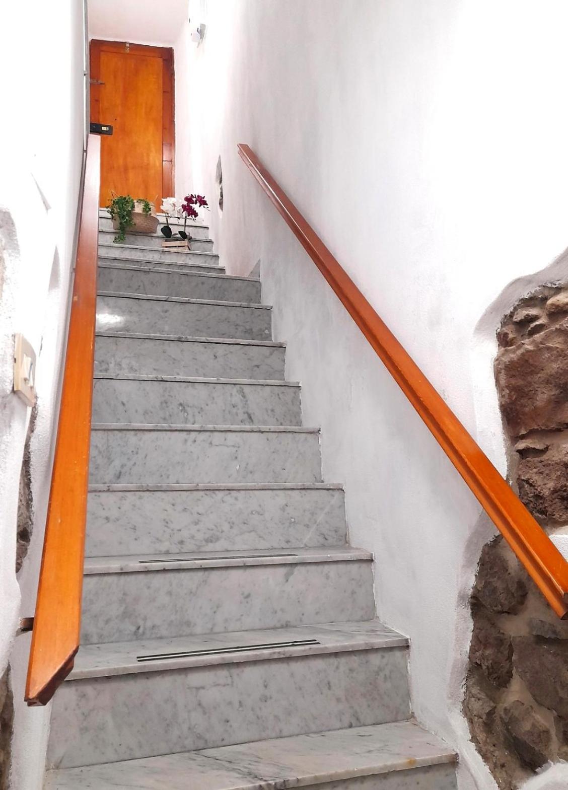 Вилла Casa A Bosa In Centro Storico Экстерьер фото